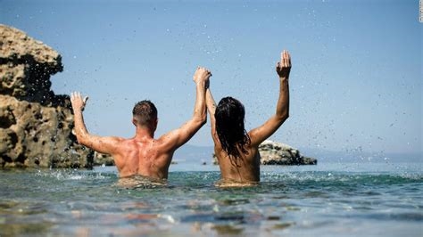nude couples beach pics nude